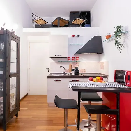 Barbaroux Duplex Al Quadrilatero By Wonderful Italy *