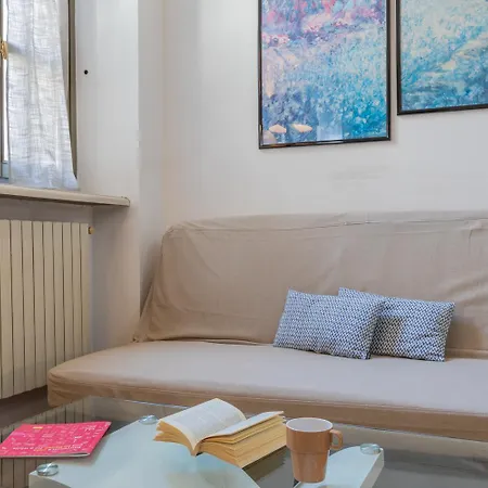 아파트 Loft Augusta A Piazza Castello By Wonderful Italy *