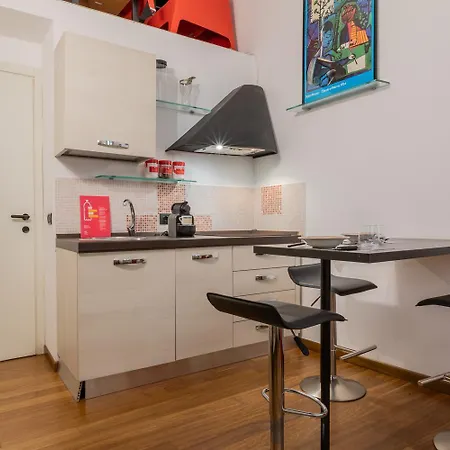 Barbaroux Duplex Al Quadrilatero By Wonderful Italy