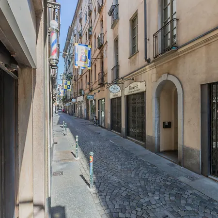 Loft Augusta A Piazza Castello By Wonderful Italy