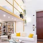 Loft Augusta A Piazza Castello By Wonderful Italy *